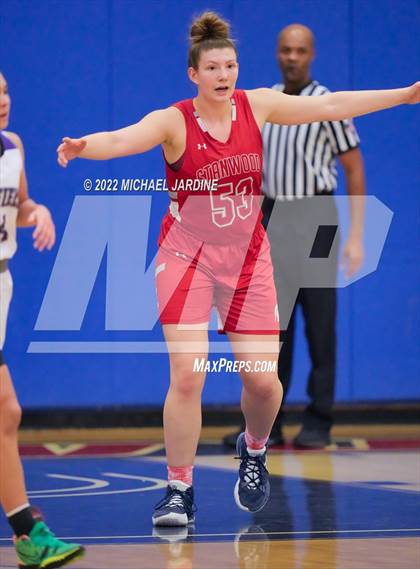 Thumbnail 3 in Garfield vs. Stanwood (WIAA 3A Regional Playoffs) photogallery.