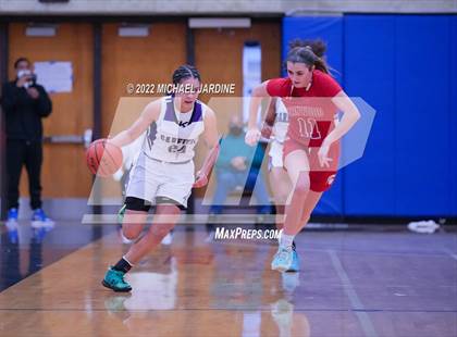 Thumbnail 1 in Garfield vs. Stanwood (WIAA 3A Regional Playoffs) photogallery.
