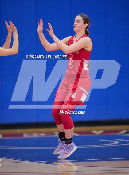 Thumbnail 1 in Garfield vs. Stanwood (WIAA 3A Regional Playoffs) photogallery.
