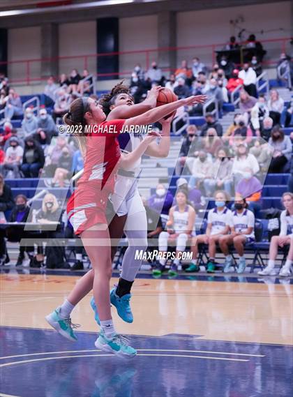 Thumbnail 2 in Garfield vs. Stanwood (WIAA 3A Regional Playoffs) photogallery.