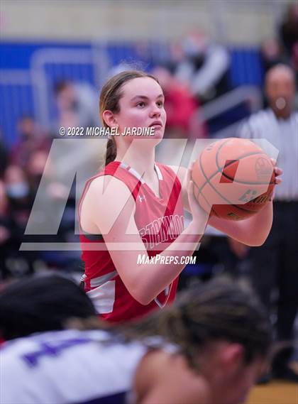 Thumbnail 2 in Garfield vs. Stanwood (WIAA 3A Regional Playoffs) photogallery.