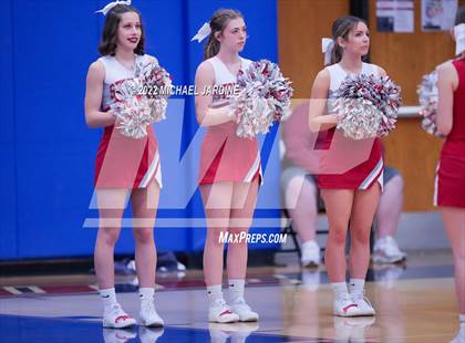 Thumbnail 2 in Garfield vs. Stanwood (WIAA 3A Regional Playoffs) photogallery.