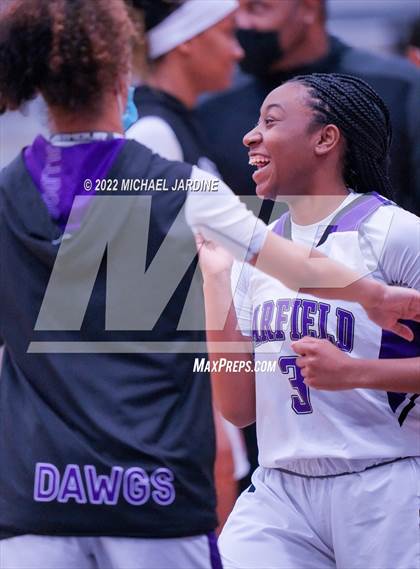 Thumbnail 1 in Garfield vs. Stanwood (WIAA 3A Regional Playoffs) photogallery.