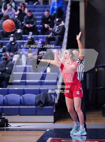 Thumbnail 3 in Garfield vs. Stanwood (WIAA 3A Regional Playoffs) photogallery.
