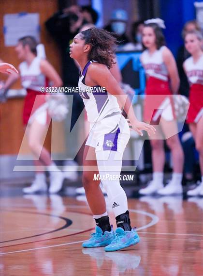 Thumbnail 1 in Garfield vs. Stanwood (WIAA 3A Regional Playoffs) photogallery.