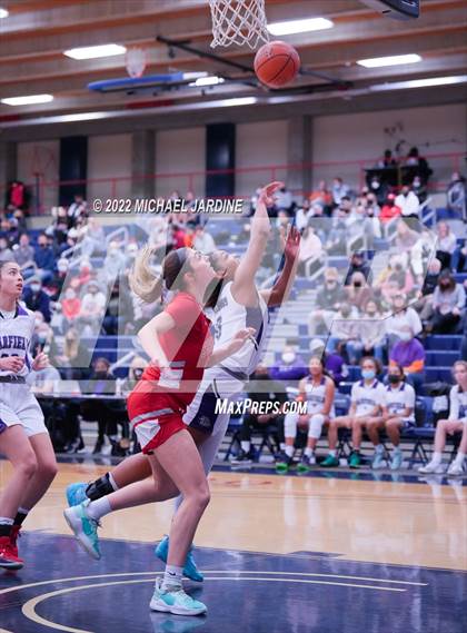 Thumbnail 2 in Garfield vs. Stanwood (WIAA 3A Regional Playoffs) photogallery.