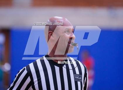 Thumbnail 2 in Garfield vs. Stanwood (WIAA 3A Regional Playoffs) photogallery.