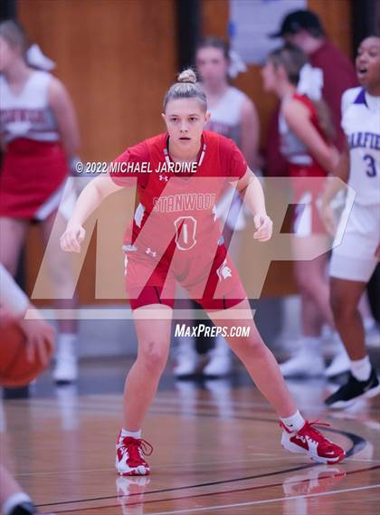 Thumbnail 1 in Garfield vs. Stanwood (WIAA 3A Regional Playoffs) photogallery.