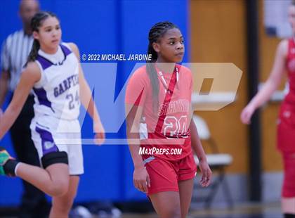 Thumbnail 2 in Garfield vs. Stanwood (WIAA 3A Regional Playoffs) photogallery.