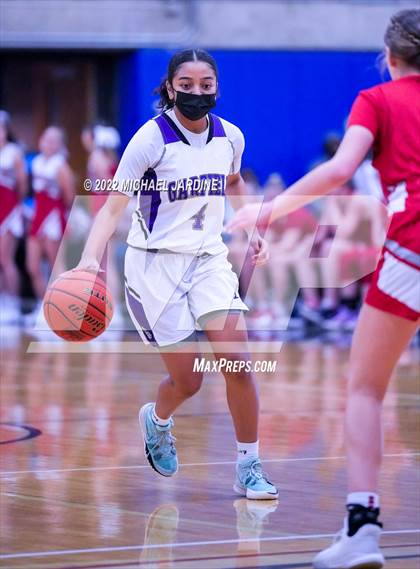 Thumbnail 1 in Garfield vs. Stanwood (WIAA 3A Regional Playoffs) photogallery.