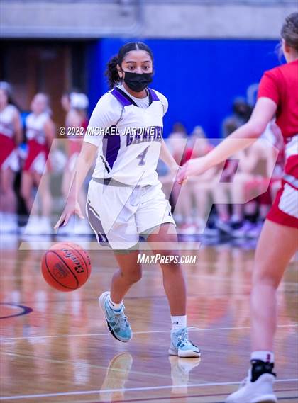 Thumbnail 3 in Garfield vs. Stanwood (WIAA 3A Regional Playoffs) photogallery.