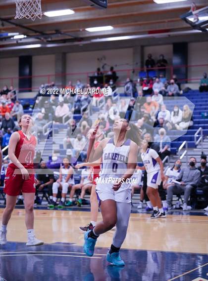 Thumbnail 2 in Garfield vs. Stanwood (WIAA 3A Regional Playoffs) photogallery.