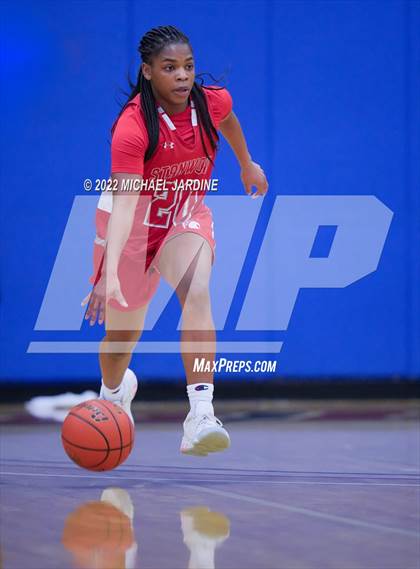 Thumbnail 2 in Garfield vs. Stanwood (WIAA 3A Regional Playoffs) photogallery.
