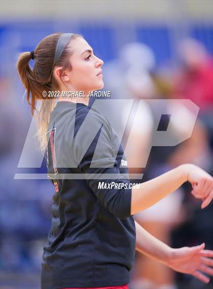 Thumbnail 1 in Garfield vs. Stanwood (WIAA 3A Regional Playoffs) photogallery.