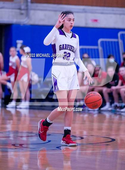 Thumbnail 2 in Garfield vs. Stanwood (WIAA 3A Regional Playoffs) photogallery.