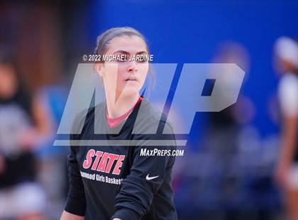 Thumbnail 2 in Garfield vs. Stanwood (WIAA 3A Regional Playoffs) photogallery.