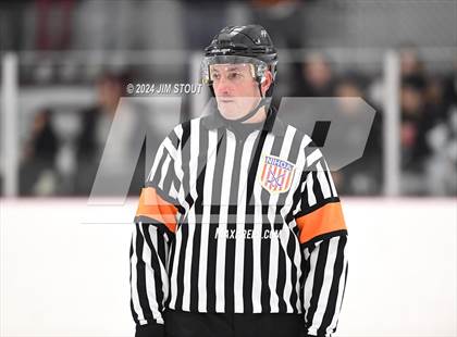 Thumbnail 1 in Taft @ Frederick Gunn (Shoulder Check Game) photogallery.