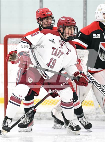 Thumbnail 1 in Taft @ Frederick Gunn (Shoulder Check Game) photogallery.