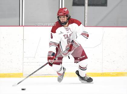 Thumbnail 3 in Taft @ Frederick Gunn (Shoulder Check Game) photogallery.