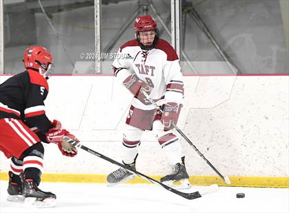 Thumbnail 1 in Taft @ Frederick Gunn (Shoulder Check Game) photogallery.
