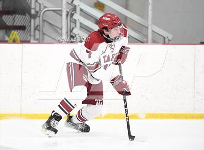 Thumbnail 2 in Taft @ Frederick Gunn (Shoulder Check Game) photogallery.