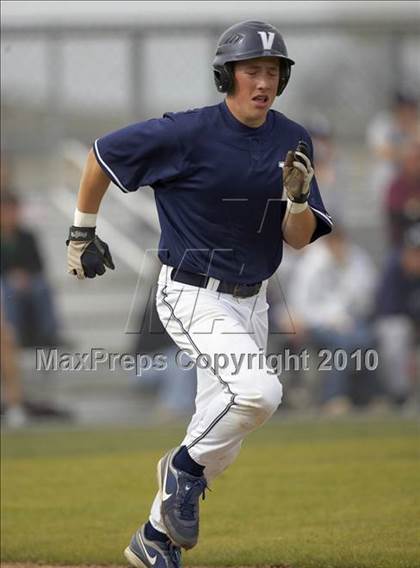 Thumbnail 2 in Folsom @ Vista del Lago photogallery.