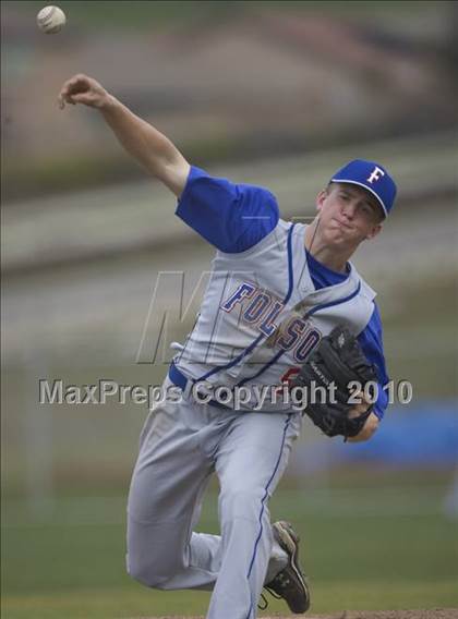 Thumbnail 3 in Folsom @ Vista del Lago photogallery.