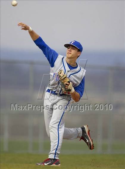Thumbnail 3 in Folsom @ Vista del Lago photogallery.