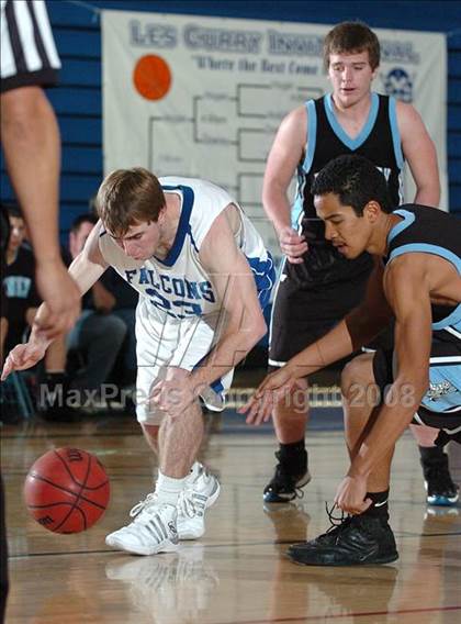 Thumbnail 2 in Downey vs. Atwater (Les Curry Invitational) photogallery.