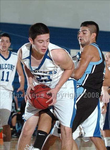 Thumbnail 1 in Downey vs. Atwater (Les Curry Invitational) photogallery.
