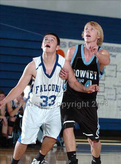Thumbnail 2 in Downey vs. Atwater (Les Curry Invitational) photogallery.