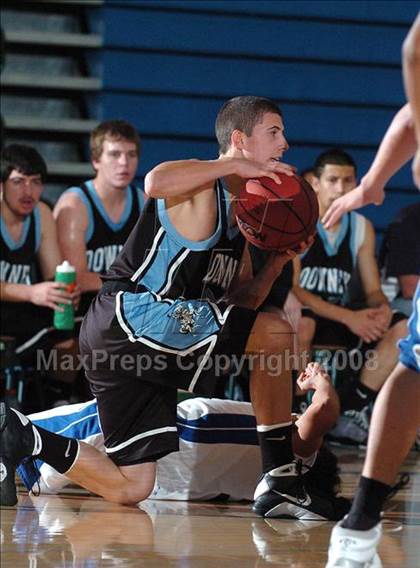 Thumbnail 1 in Downey vs. Atwater (Les Curry Invitational) photogallery.