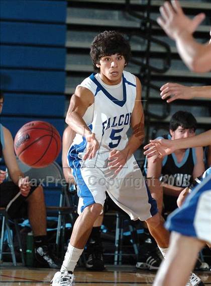Thumbnail 3 in Downey vs. Atwater (Les Curry Invitational) photogallery.