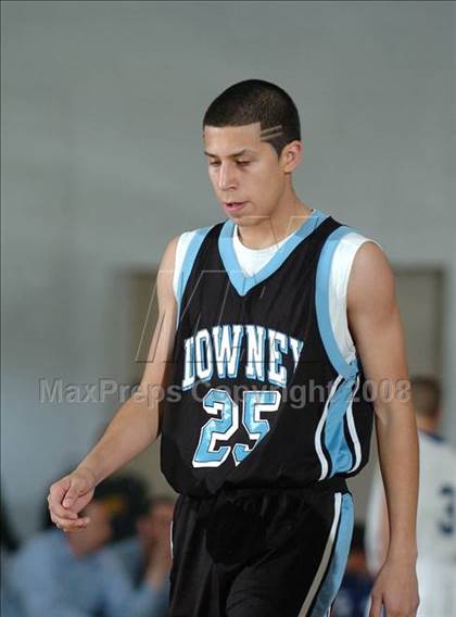 Thumbnail 2 in Downey vs. Atwater (Les Curry Invitational) photogallery.
