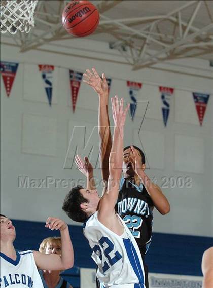 Thumbnail 1 in Downey vs. Atwater (Les Curry Invitational) photogallery.