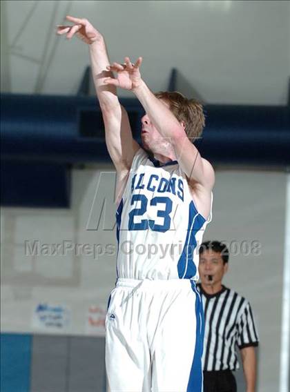 Thumbnail 2 in Downey vs. Atwater (Les Curry Invitational) photogallery.