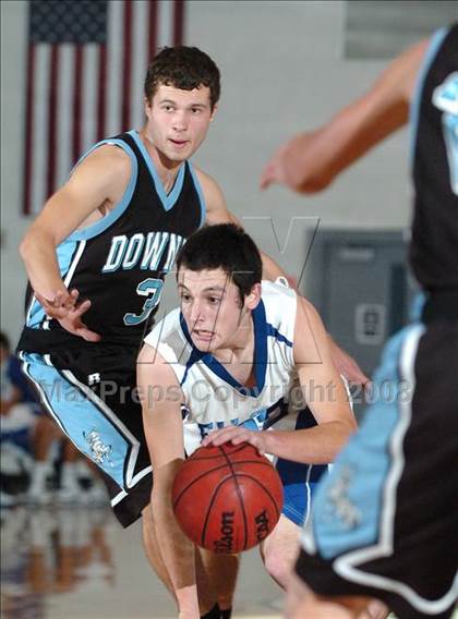 Thumbnail 1 in Downey vs. Atwater (Les Curry Invitational) photogallery.