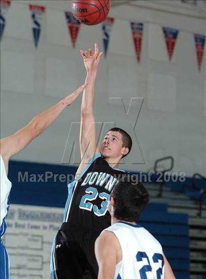 Thumbnail 2 in Downey vs. Atwater (Les Curry Invitational) photogallery.