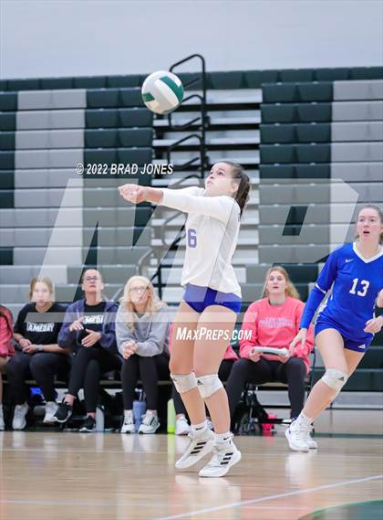 Thumbnail 2 in Green Hill vs. Wilson Central (TSSAA District 9-AAA Semi-Final) photogallery.