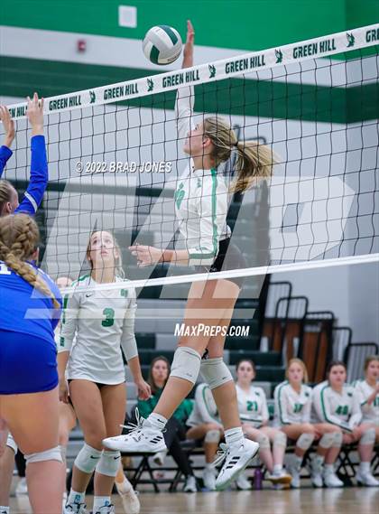 Thumbnail 2 in Green Hill vs. Wilson Central (TSSAA District 9-AAA Semi-Final) photogallery.