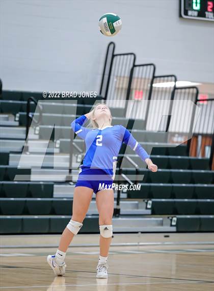 Thumbnail 3 in Green Hill vs. Wilson Central (TSSAA District 9-AAA Semi-Final) photogallery.