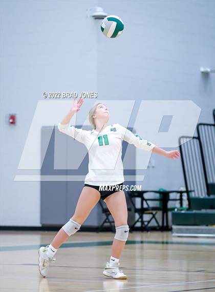 Thumbnail 3 in Green Hill vs. Wilson Central (TSSAA District 9-AAA Semi-Final) photogallery.