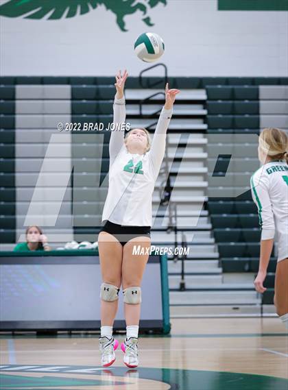Thumbnail 2 in Green Hill vs. Wilson Central (TSSAA District 9-AAA Semi-Final) photogallery.