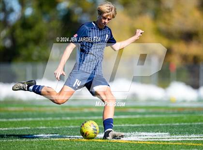 Thumbnail 3 in Air Academy vs. Evergreen (CHSAA 4A Quarterfinal) photogallery.