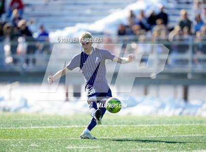 Thumbnail 3 in Air Academy vs. Evergreen (CHSAA 4A Quarterfinal) photogallery.