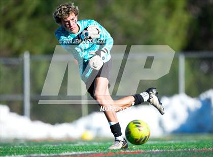 Thumbnail 3 in Air Academy vs. Evergreen (CHSAA 4A Quarterfinal) photogallery.