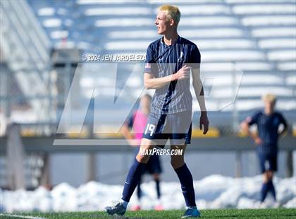 Thumbnail 1 in Air Academy vs. Evergreen (CHSAA 4A Quarterfinal) photogallery.