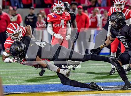 Thumbnail 2 in Servite @ Mater Dei photogallery.