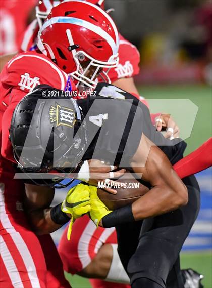 Thumbnail 1 in Servite @ Mater Dei photogallery.