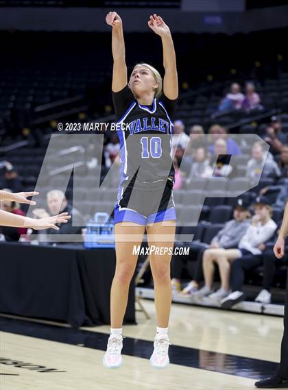 Thumbnail 1 in Helias vs Grain Valley (Norm Stewart Classic) photogallery.